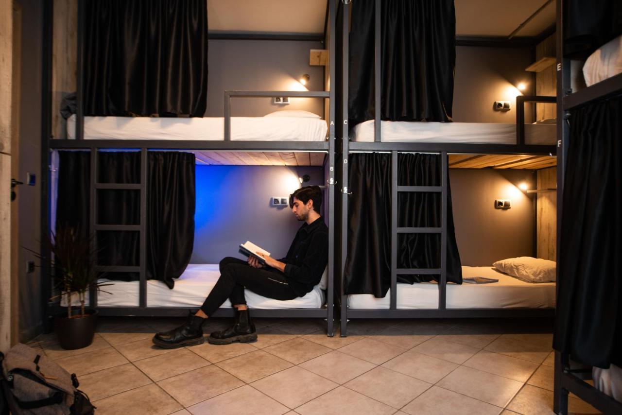Bedway Athens Hostel Экстерьер фото