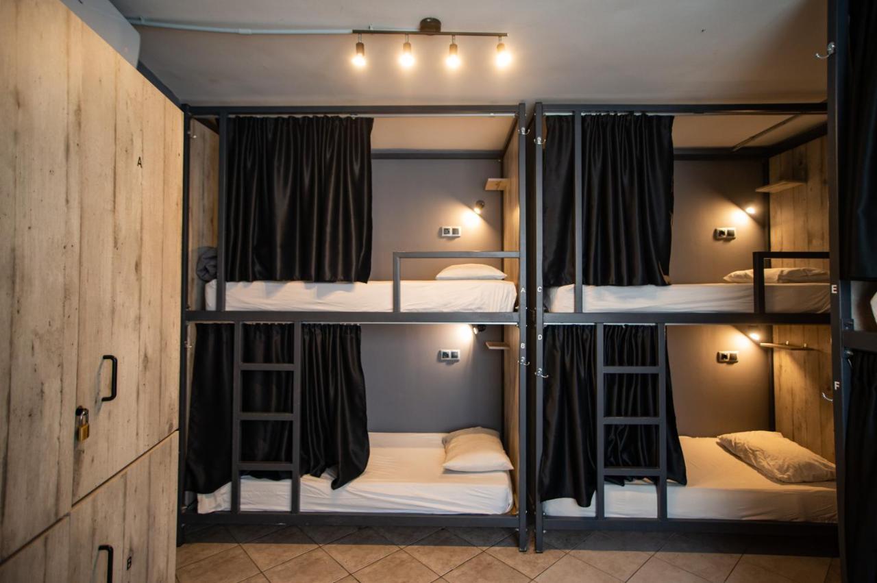 Bedway Athens Hostel Экстерьер фото